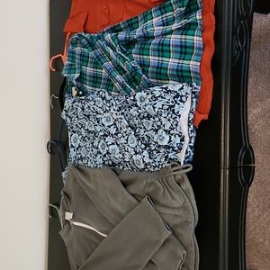 Lot of 4 long sleeve shirts, XL, tablets, Kim rogers